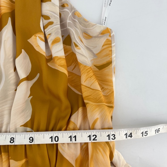 SHEIKE Leaf Print Maxi Dress - Picture 12 of 13